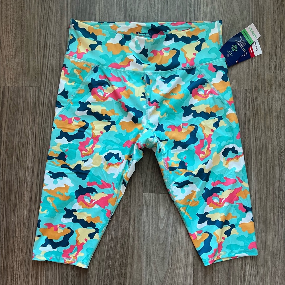Champion Women’s 2X High Rise Capri Leggings NWT Moisture Wicking Activewear